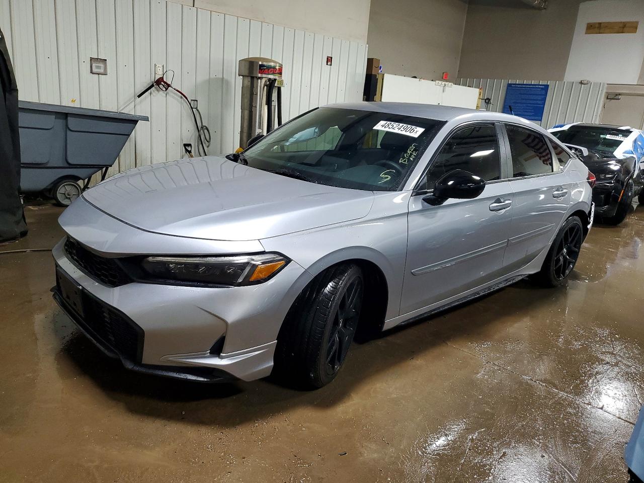 Salvage Honda Civic Image