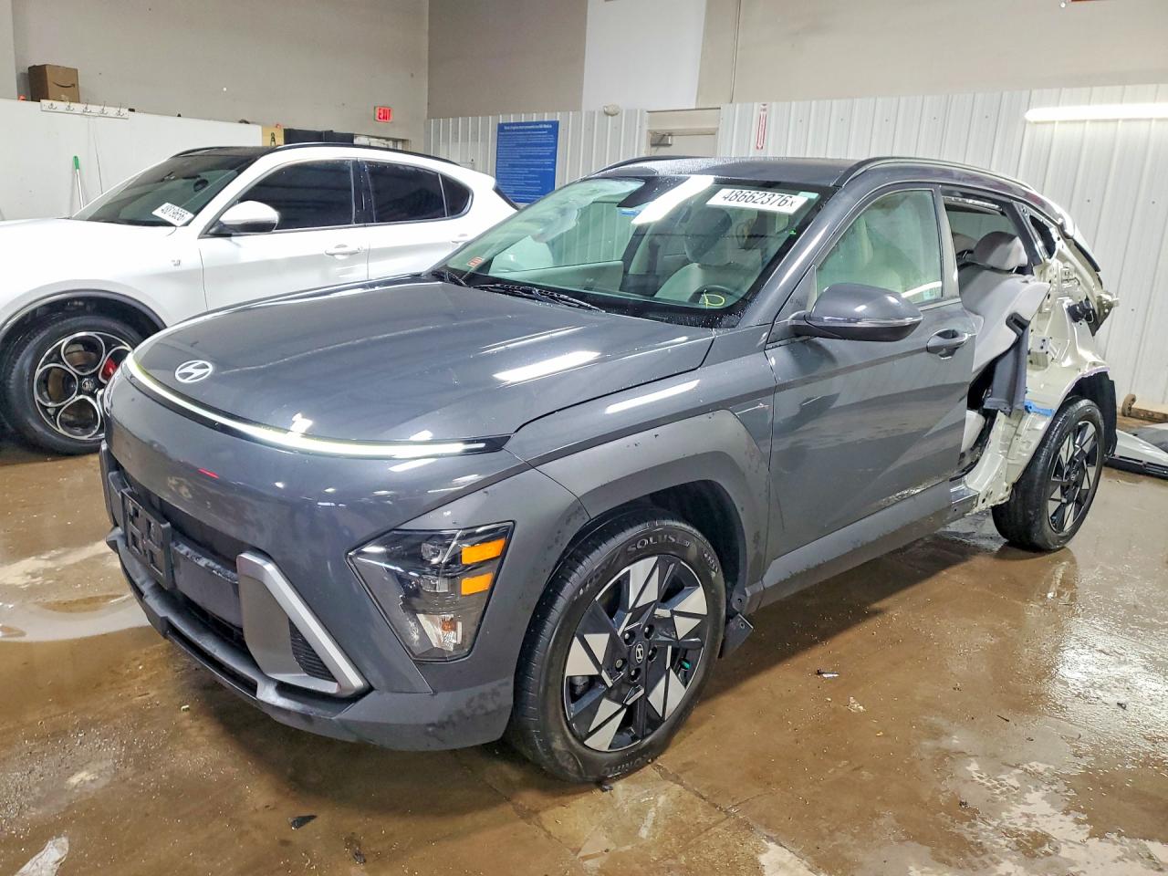 Salvage Hyundai KONA Image