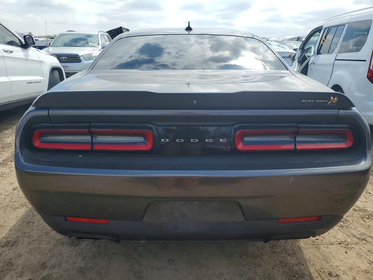 Dodge Challenger R/t Scat Pack
