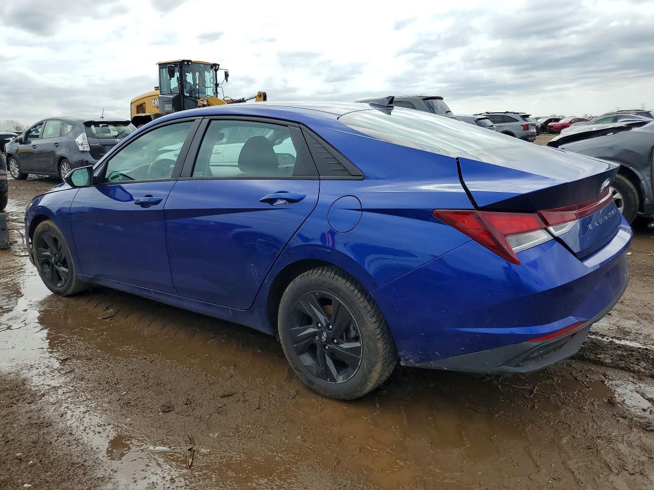 Hyundai ELANTRA Sel
