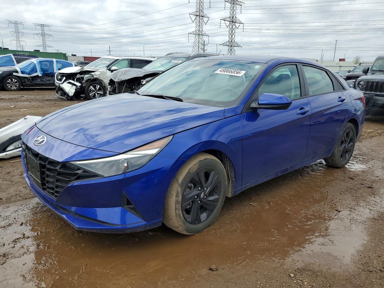 Salvage Hyundai ELANTRA Image