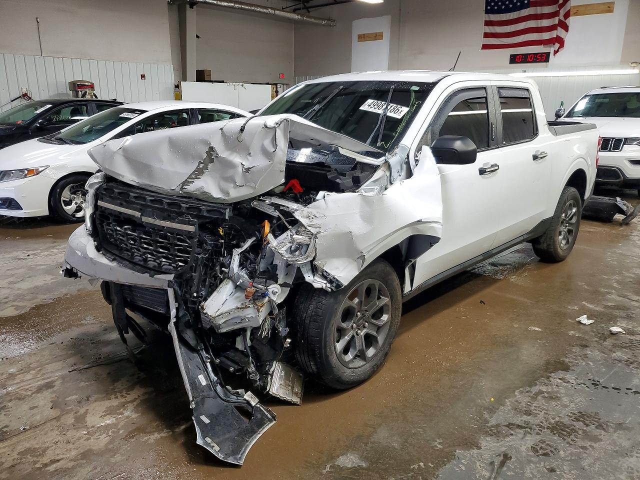 Salvage Ford Maverick Image