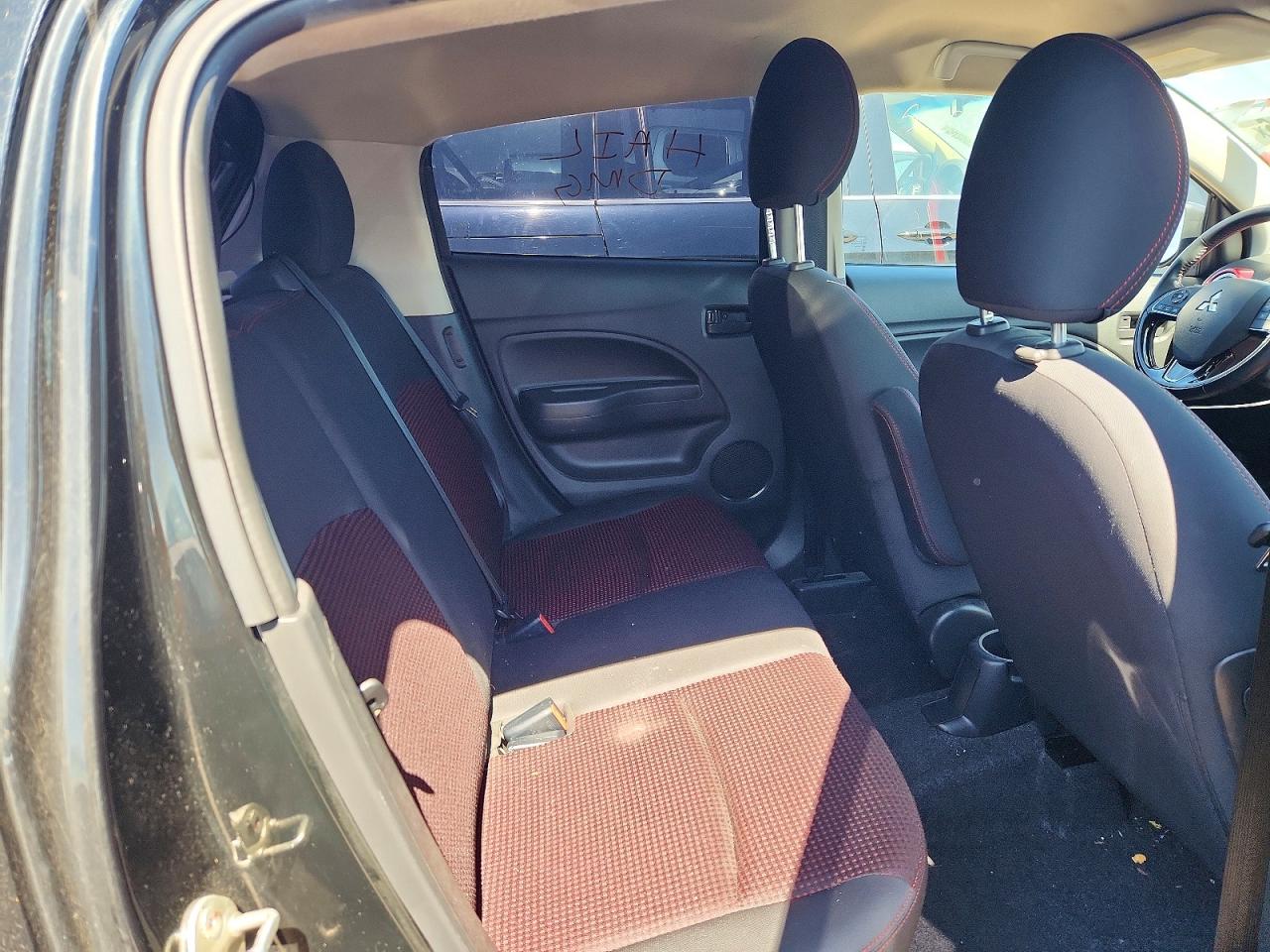 Mitsubishi Mirage Le