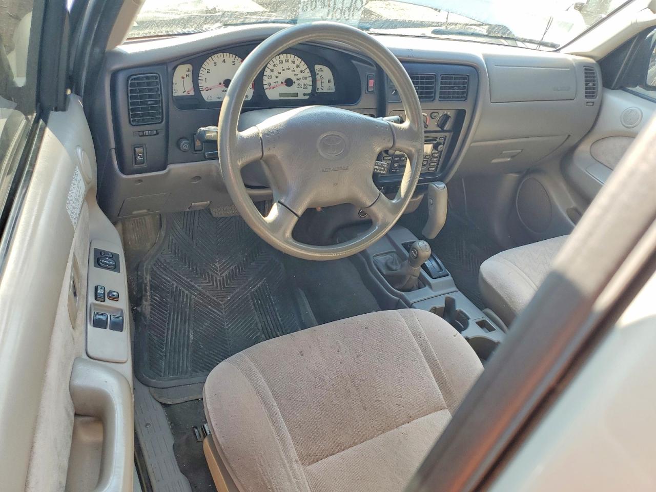 Toyota Tacoma Xtracab