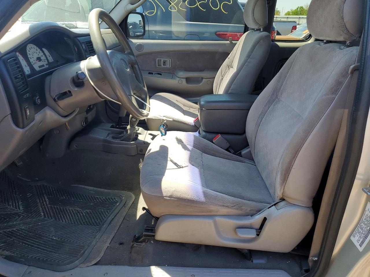 Toyota Tacoma Xtracab