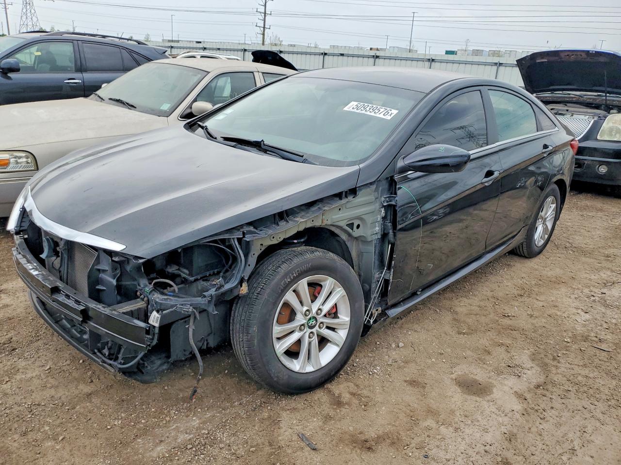 Salvage Hyundai SONATA Image