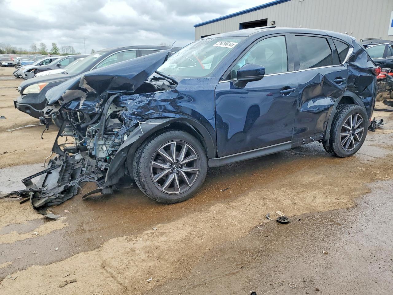 Salvage Mazda Cx Image