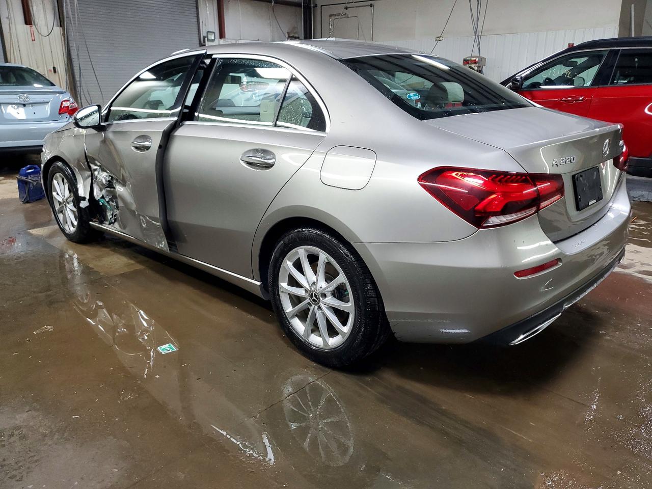 Mercedes-Benz A-Class 220 4matic