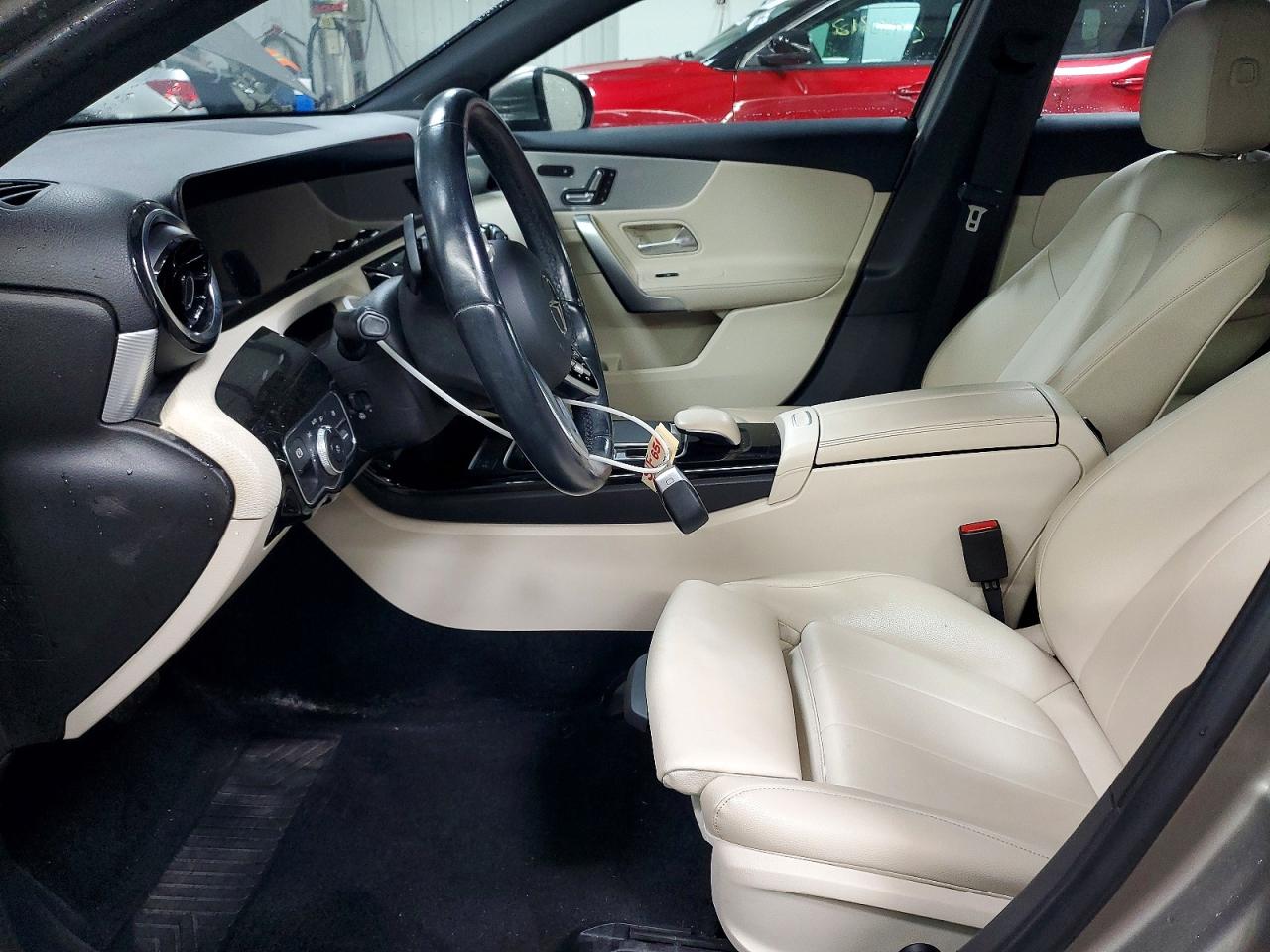 Mercedes-Benz A-Class 220 4matic