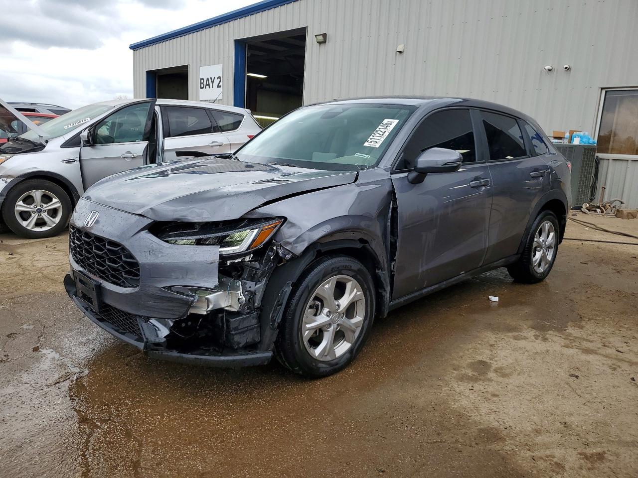 Salvage Honda HR-V Image