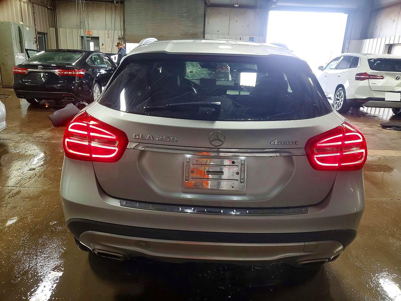 Mercedes-Benz GLA 250 4matic