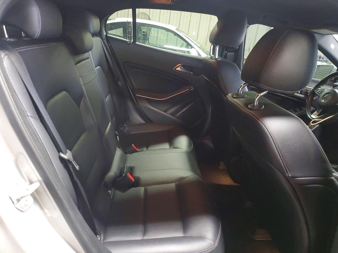 Mercedes-Benz GLA 250 4matic