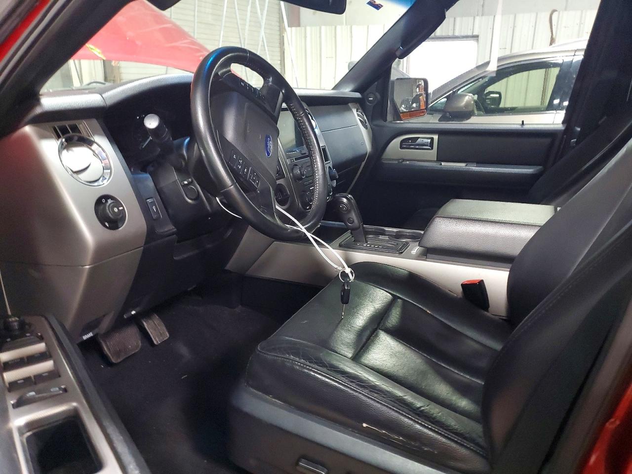 Ford Expedition El Xlt