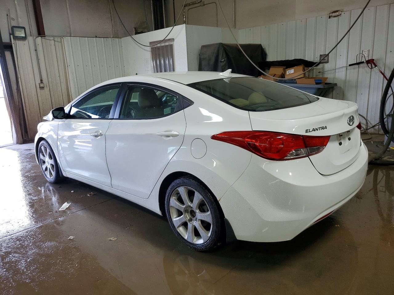 Hyundai ELANTRA Limited