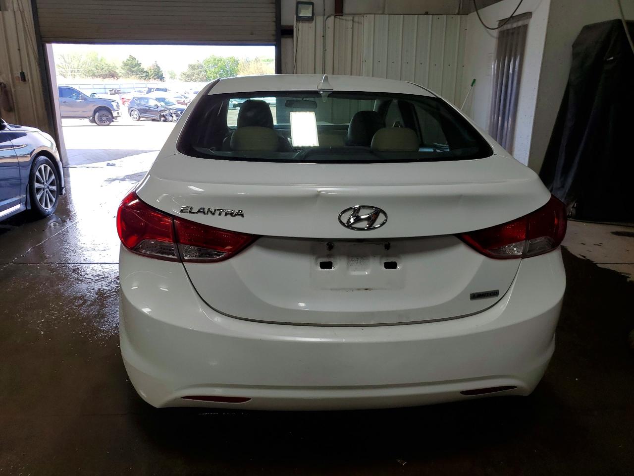 Hyundai ELANTRA Limited