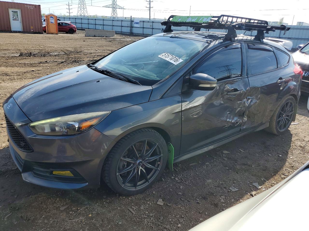 Salvage Ford Focus Image