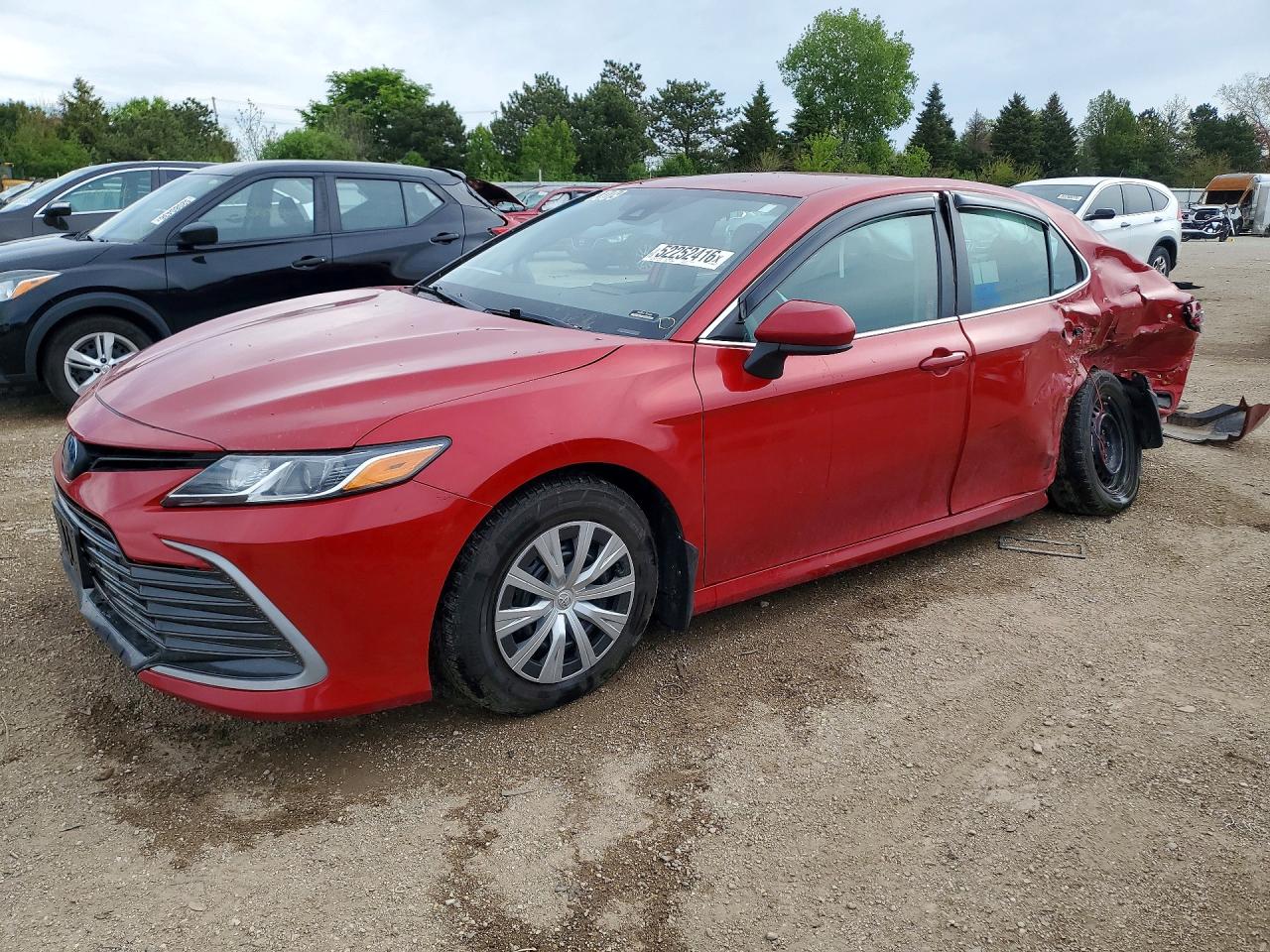 Salvage Toyota Camry Image