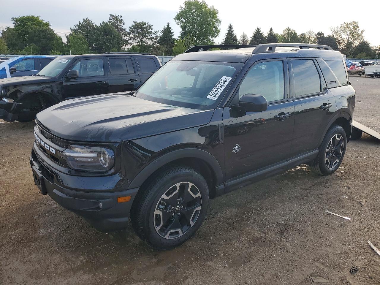 Salvage Ford Bronco Image