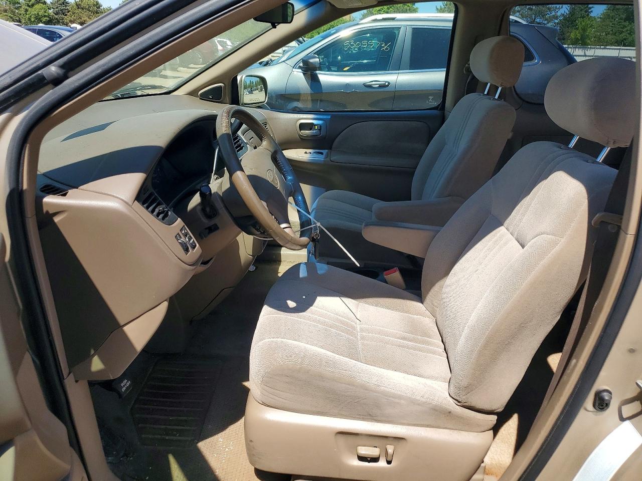 Toyota Sienna Le