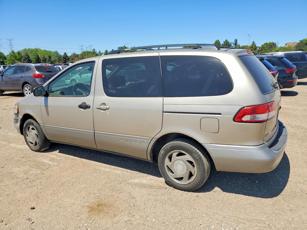 Toyota Sienna Le