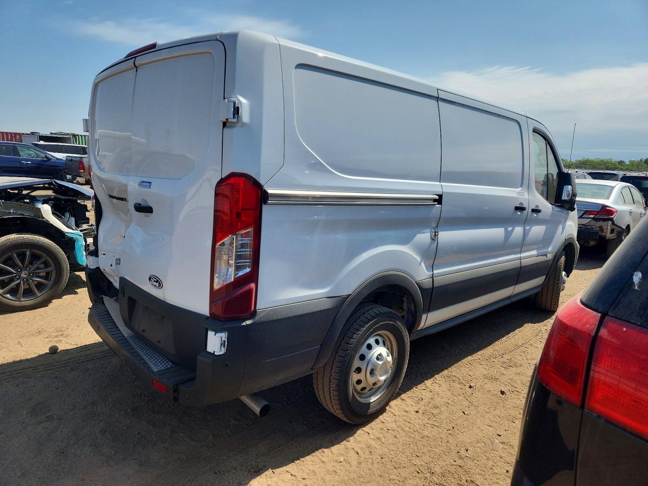 Ford Transit T-150