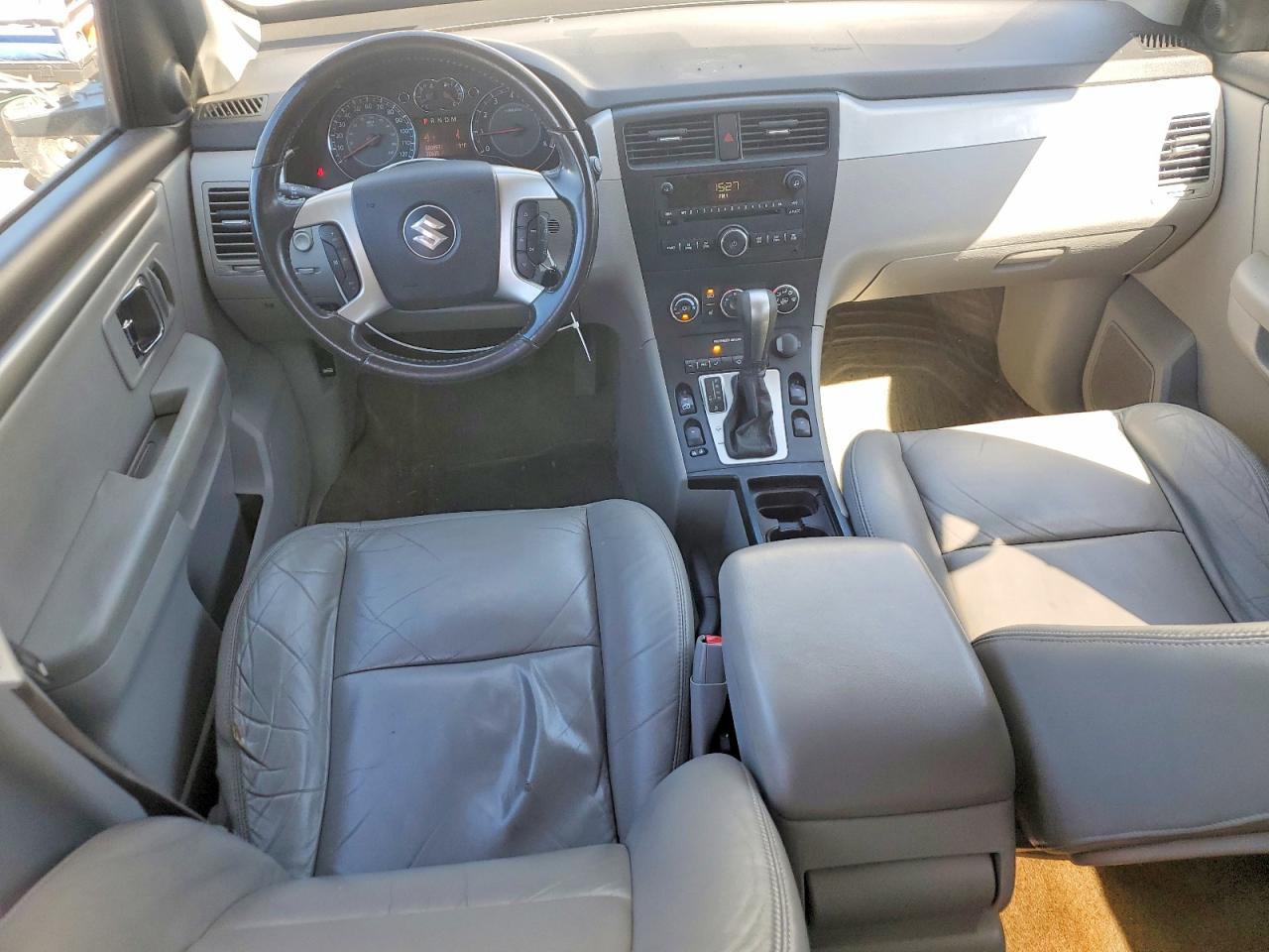 Suzuki XL7 Luxury