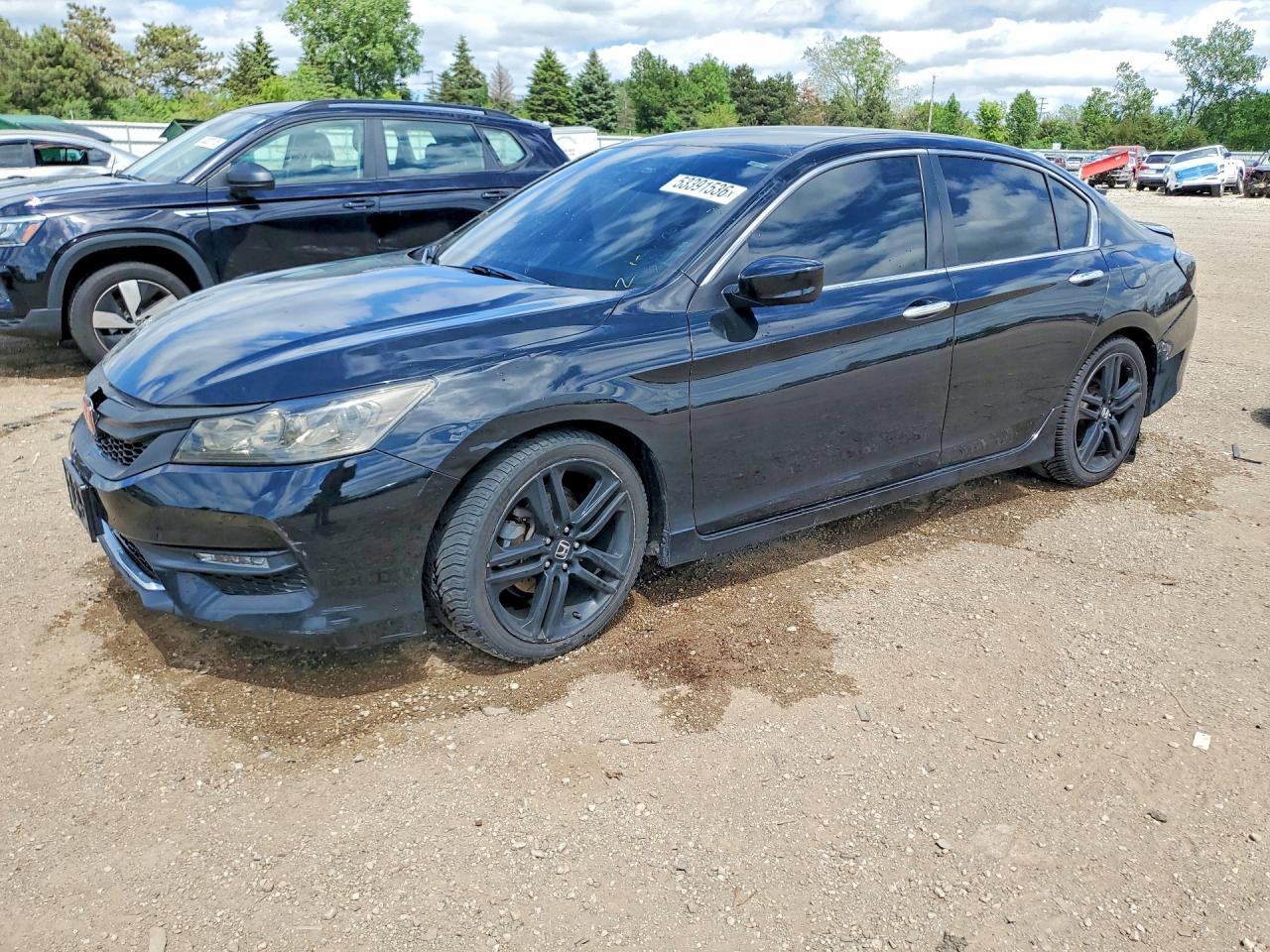 Salvage Honda Accord Image