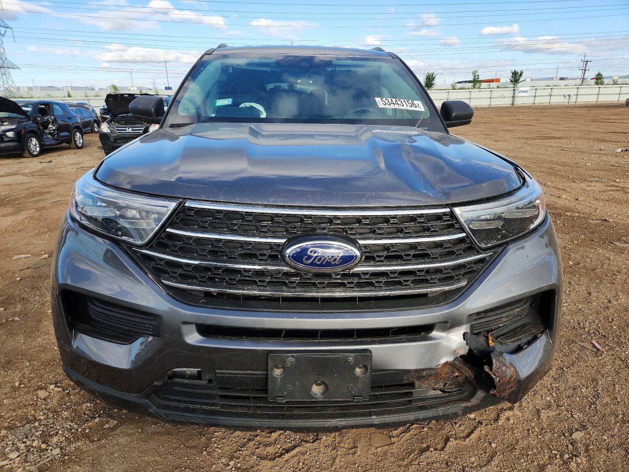 Ford Explorer Xlt