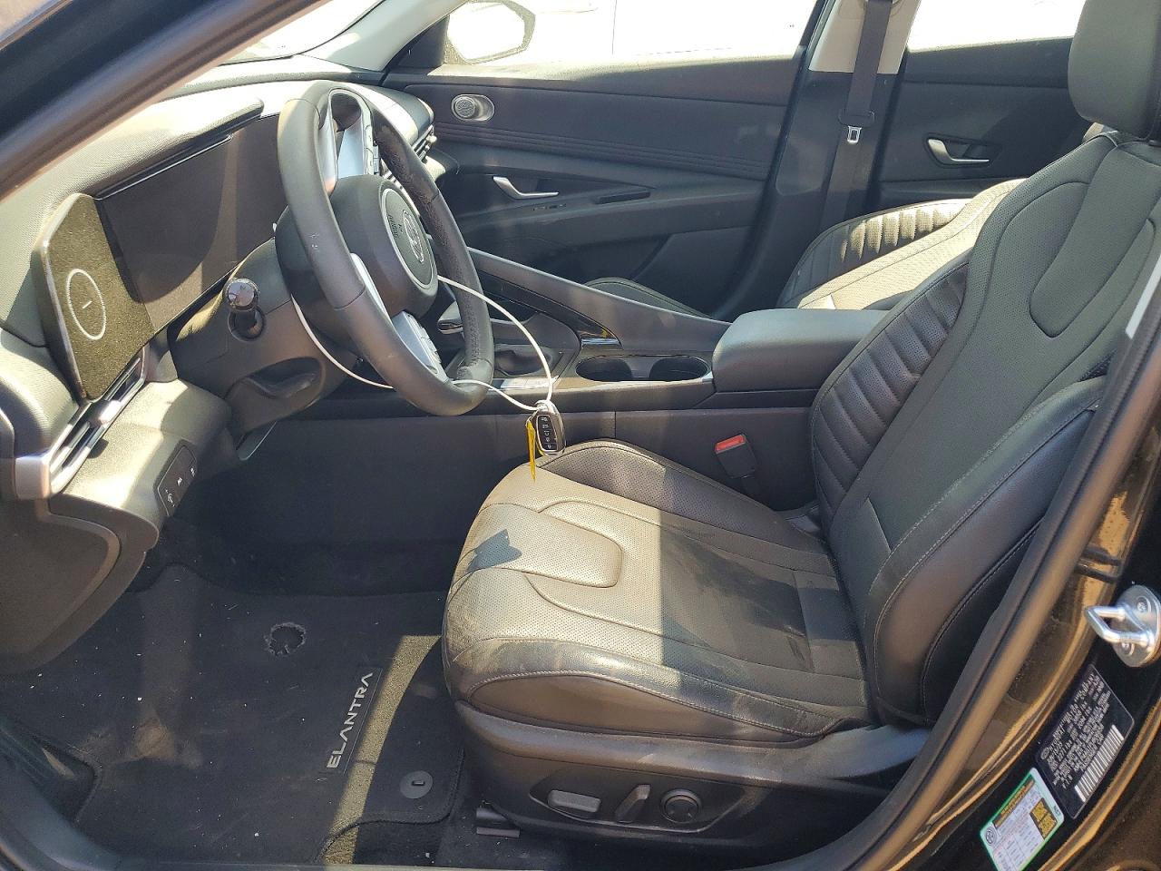 Hyundai ELANTRA Limited