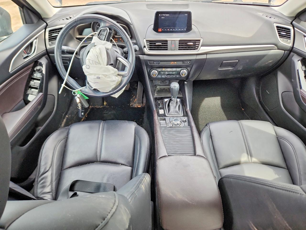 Mazda 3 Touring