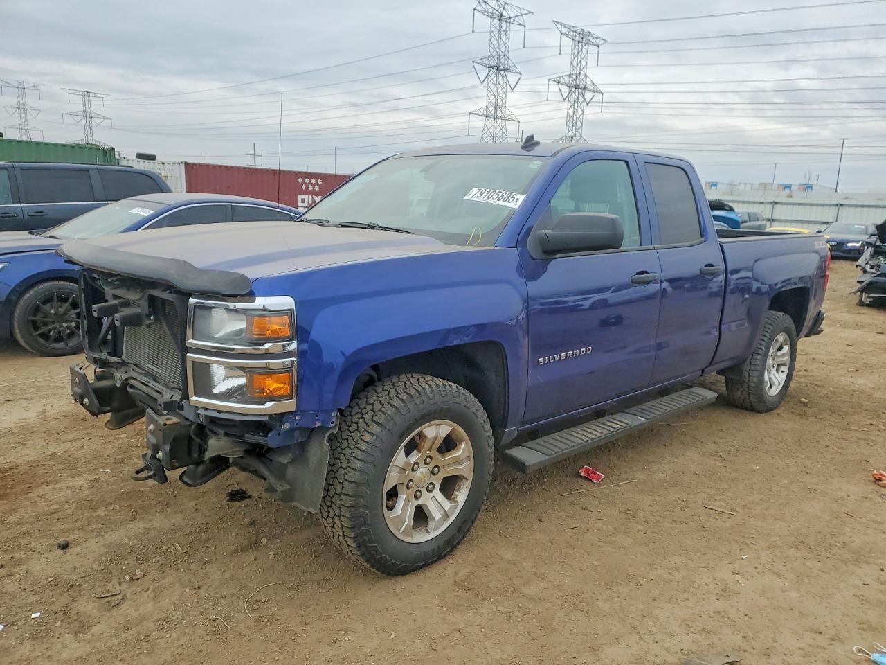 Salvage Chevrolet Silverado Image