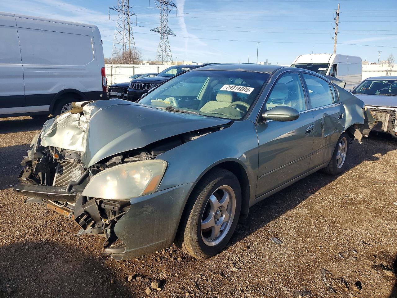 Salvage Nissan Altima Image