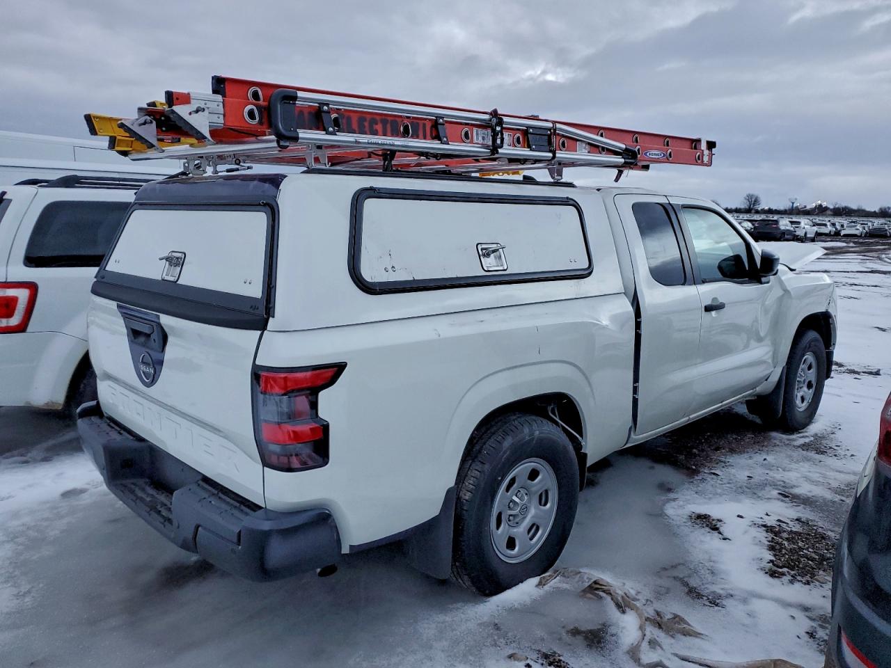 Nissan Frontier S