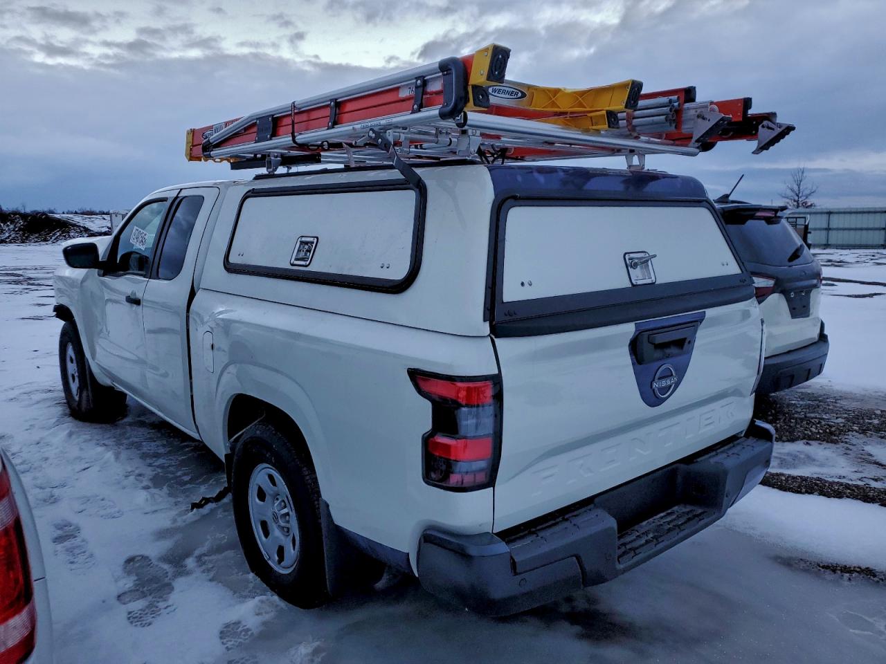 Nissan Frontier S