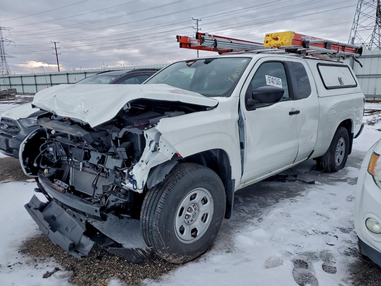 Salvage Nissan Frontier Image