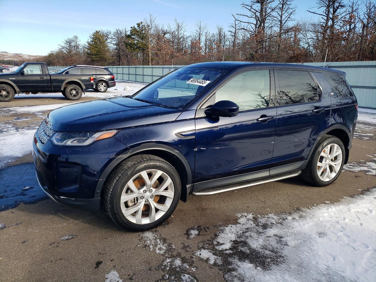 Salvage Land Rover Discovery Image