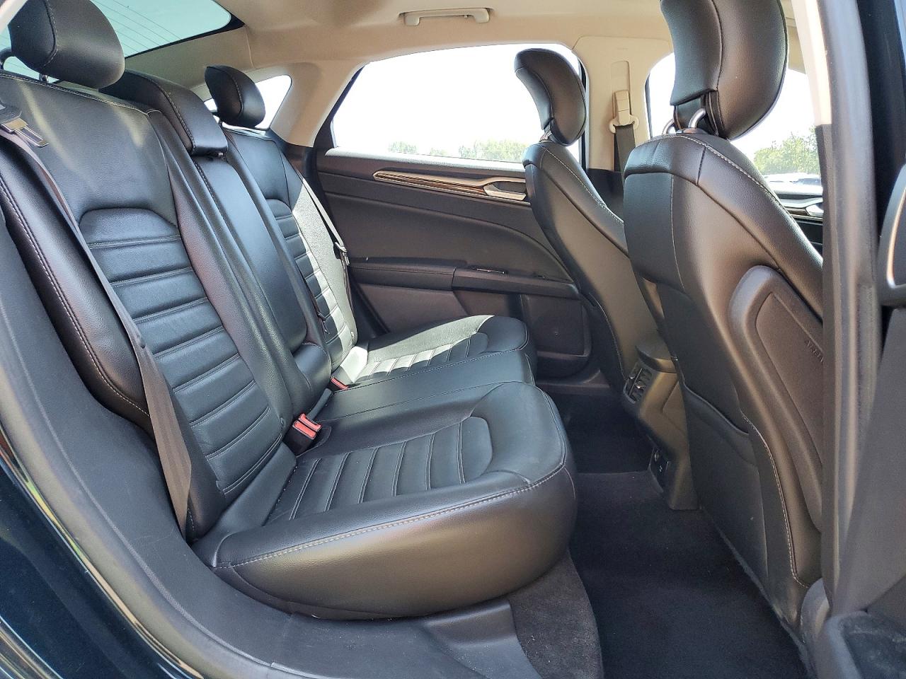 Ford Fusion Se Hybrid