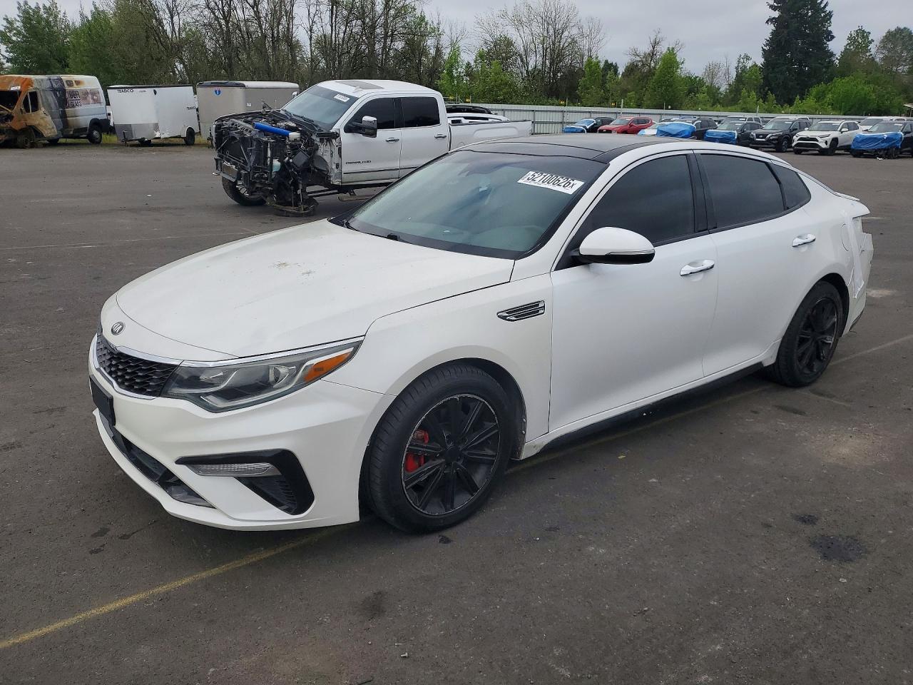 Salvage Kia Optima Image