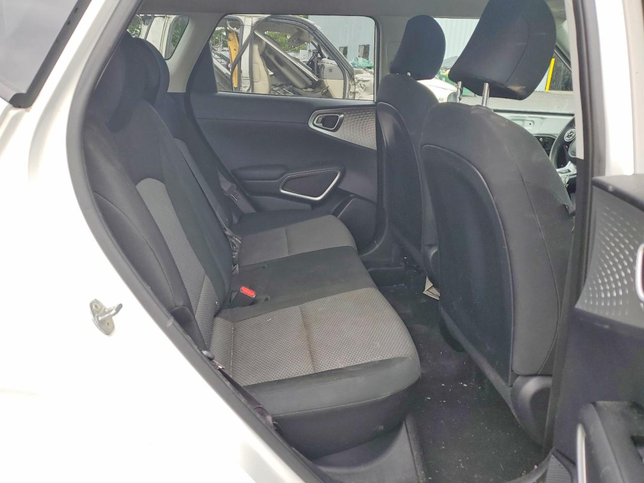 Kia Soul Lx