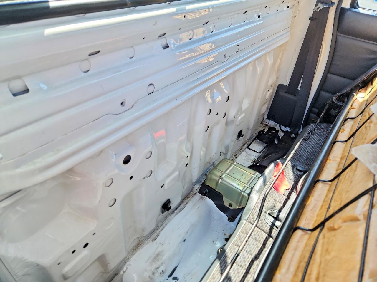 Nissan Navara Base