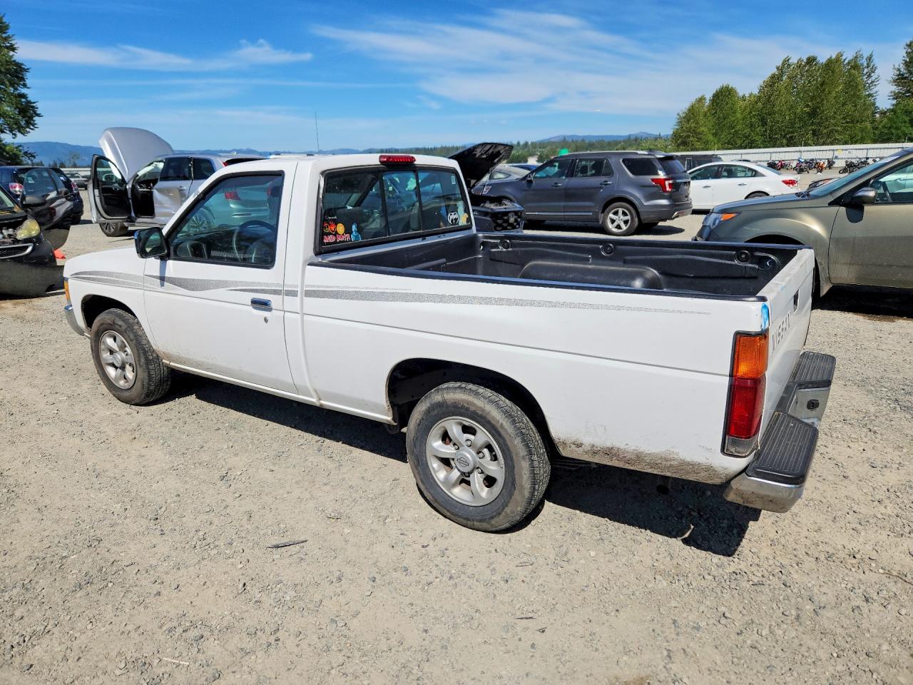 Nissan Navara Base