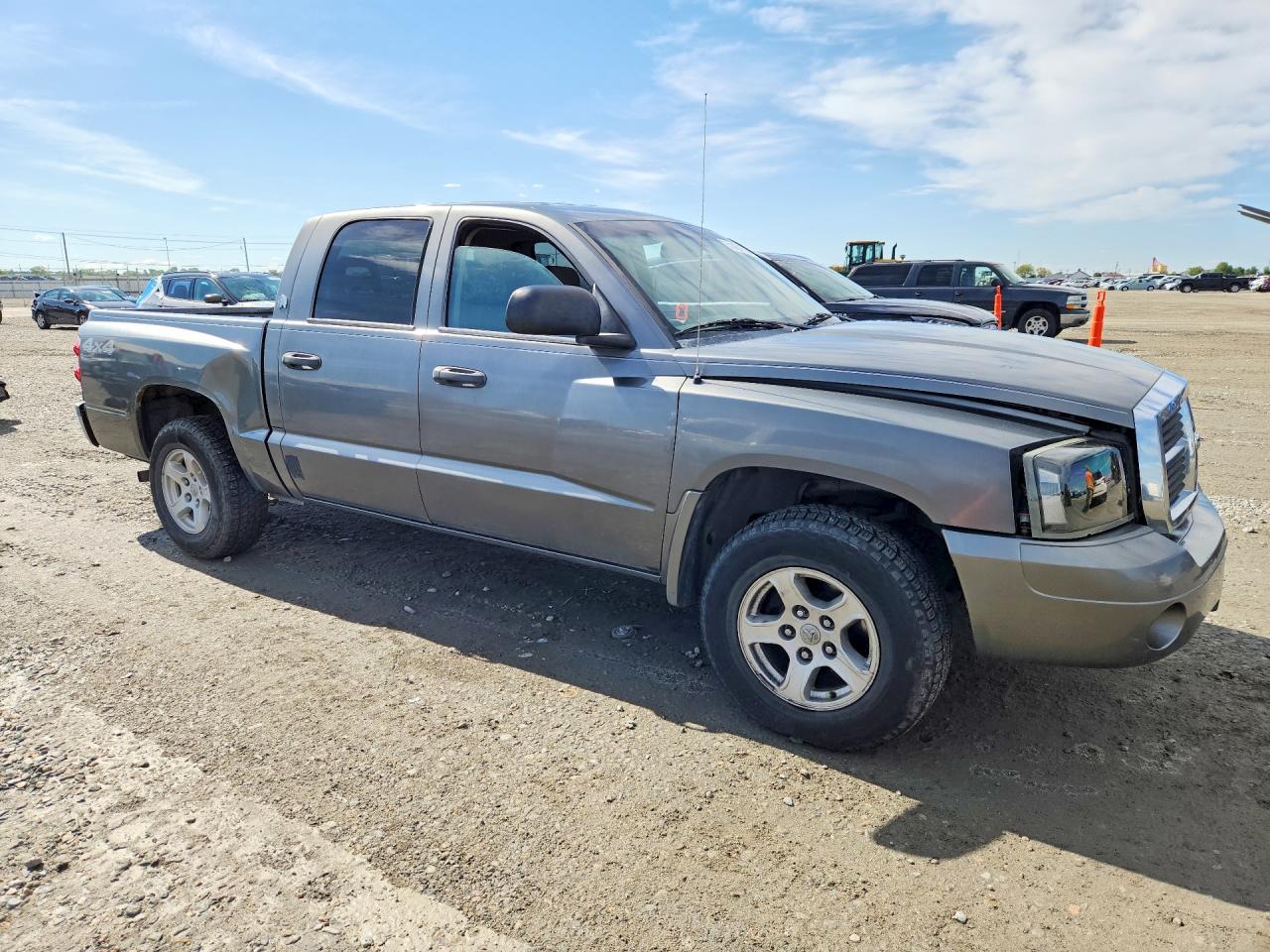 Dodge Dakota Quad Slt