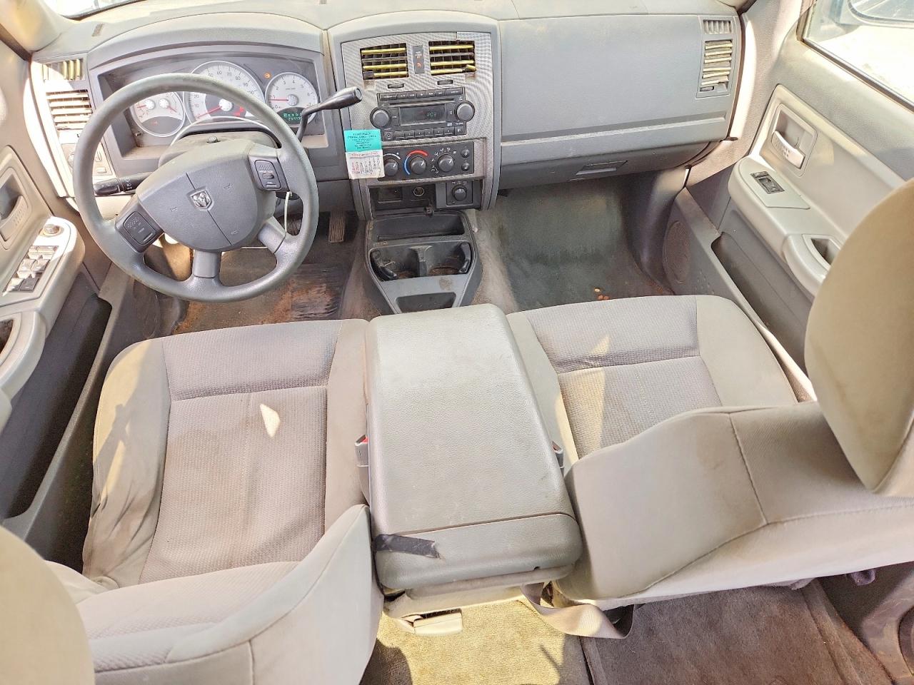 Dodge Dakota Quad Slt