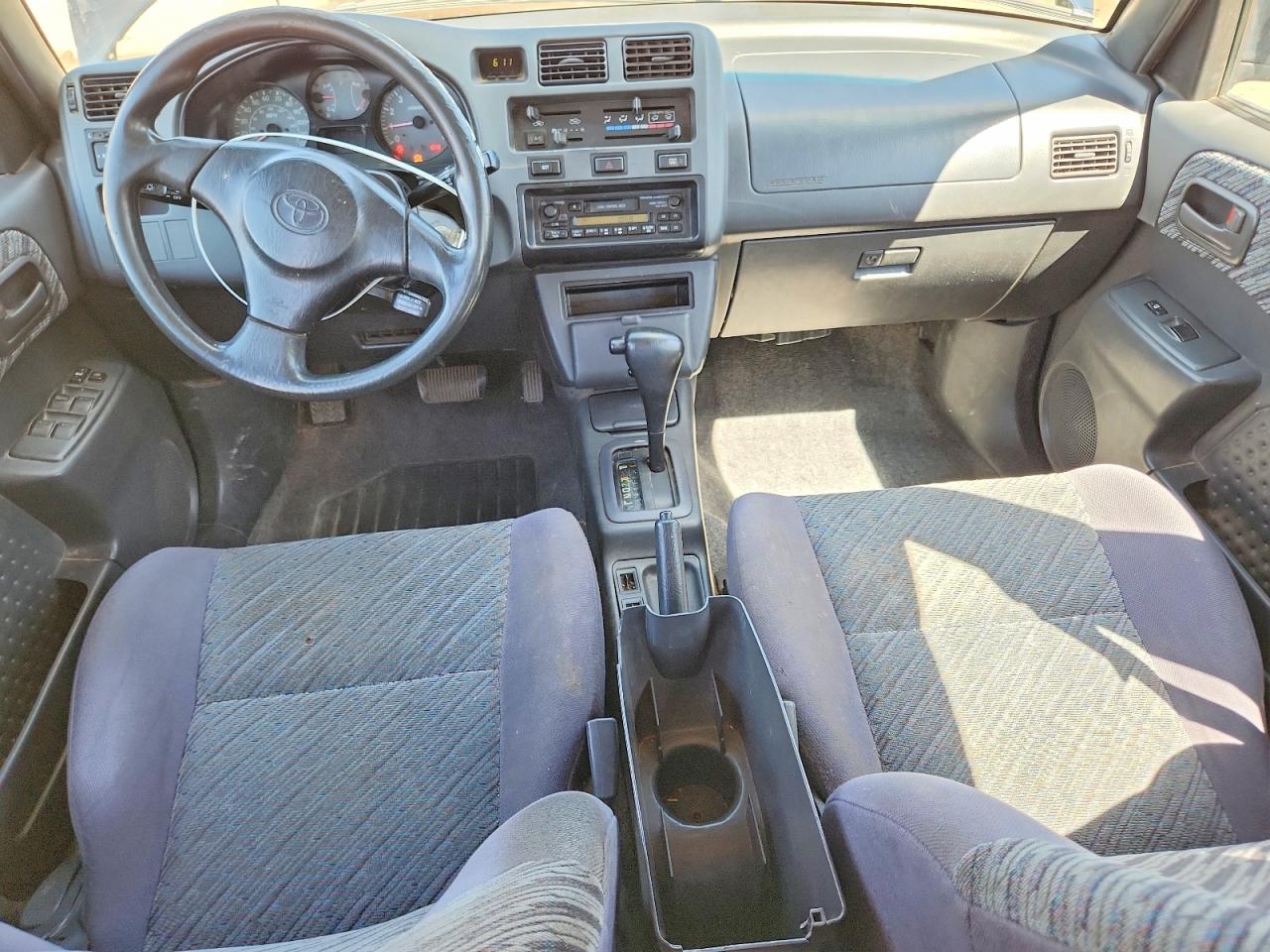 Toyota RAV4 Base