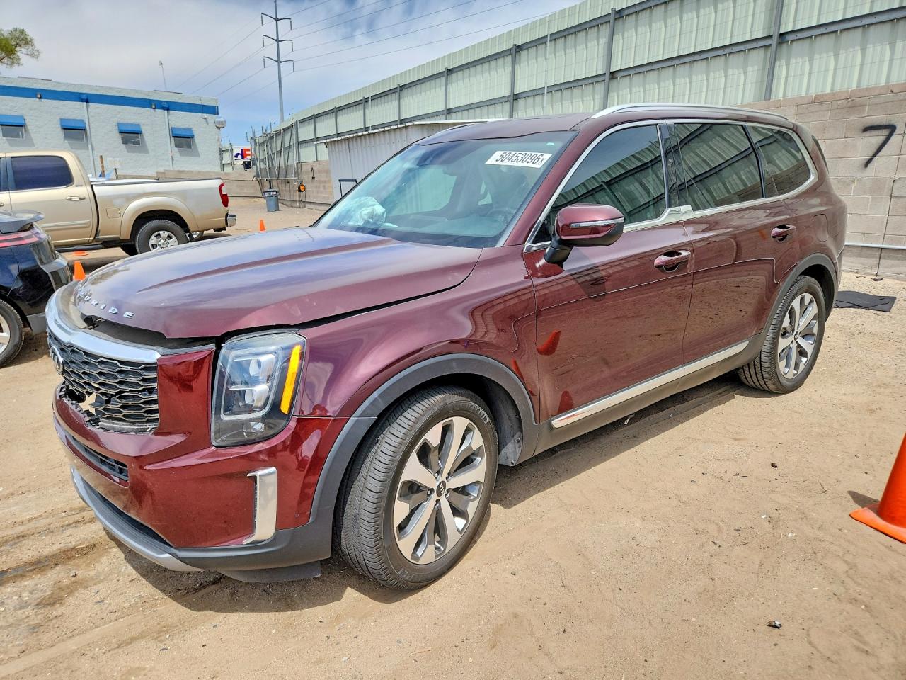 Salvage Kia Telluride Image