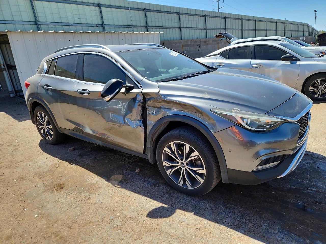 INFINITI Qx Premium