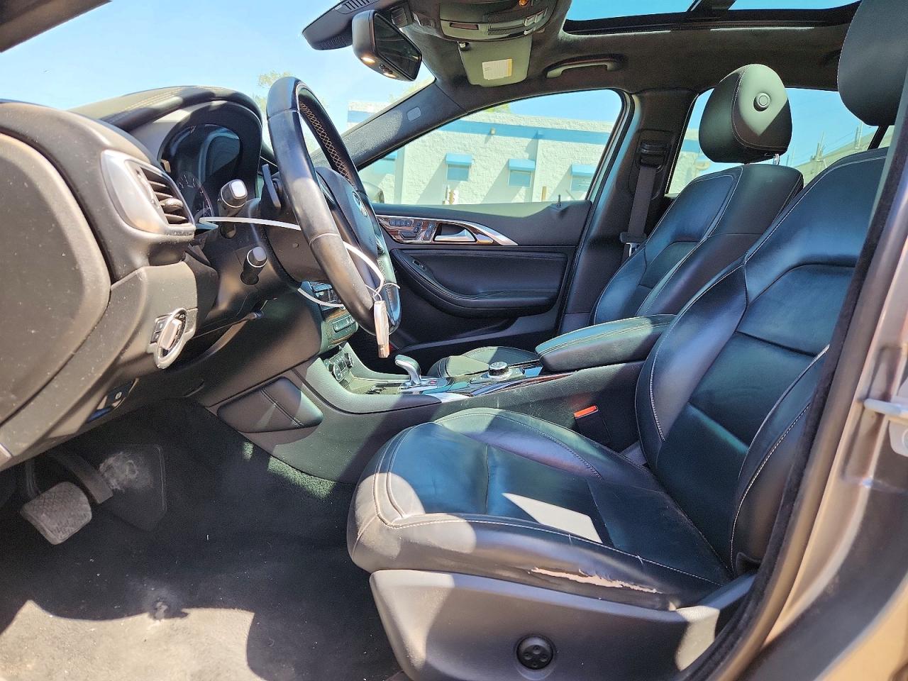 INFINITI Qx Premium