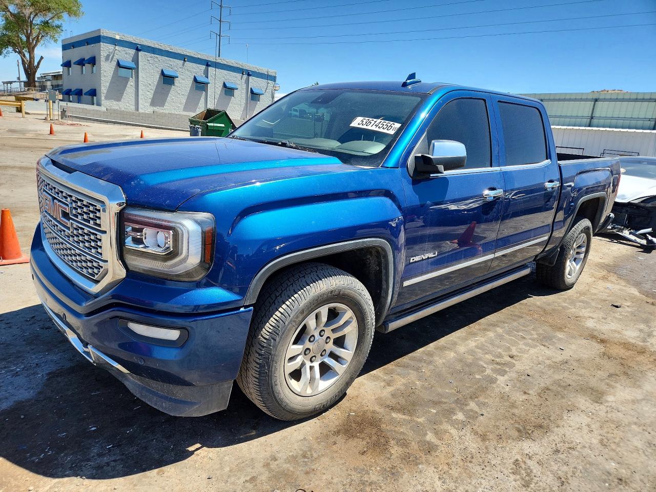 Salvage GMC Sierra Image
