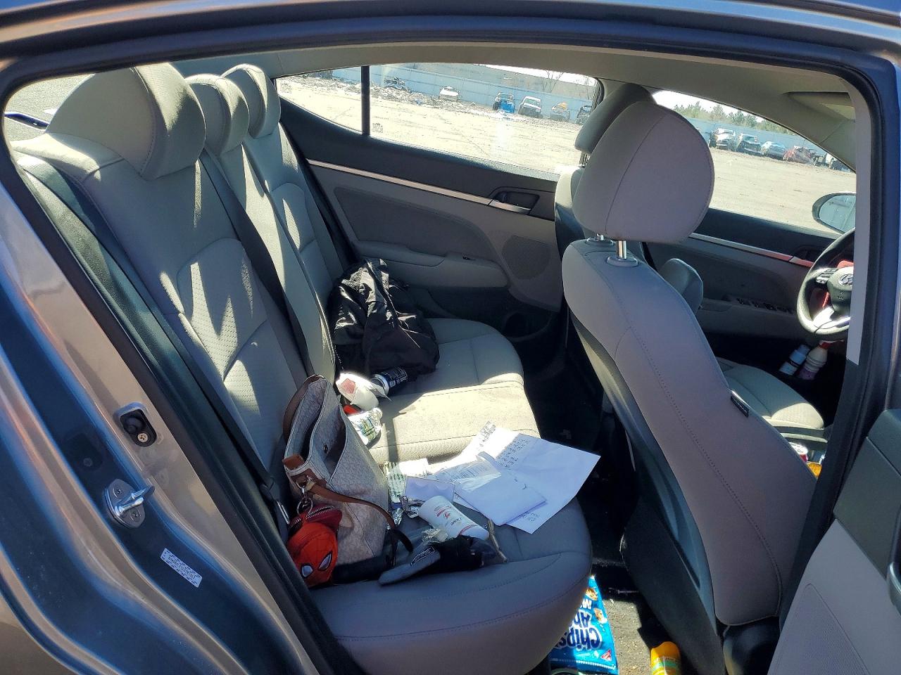 Hyundai ELANTRA Sel