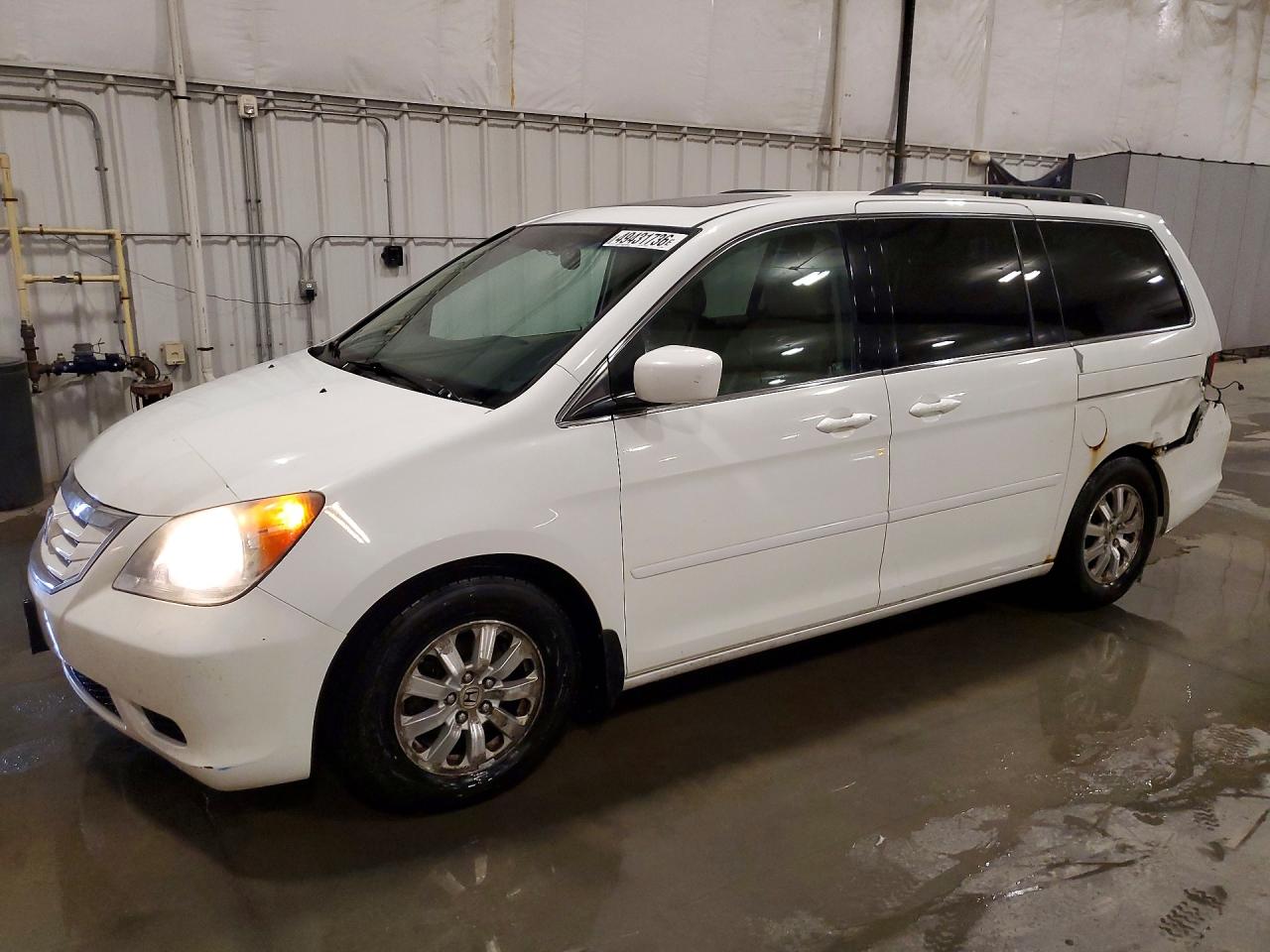 Salvage Honda Odyssey Image